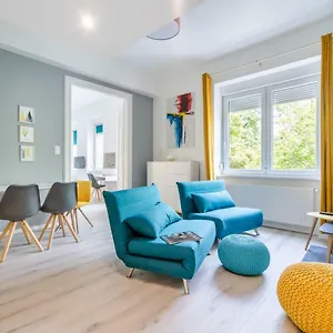 Apartment Bpr Color Fusion With A/c, Budapest